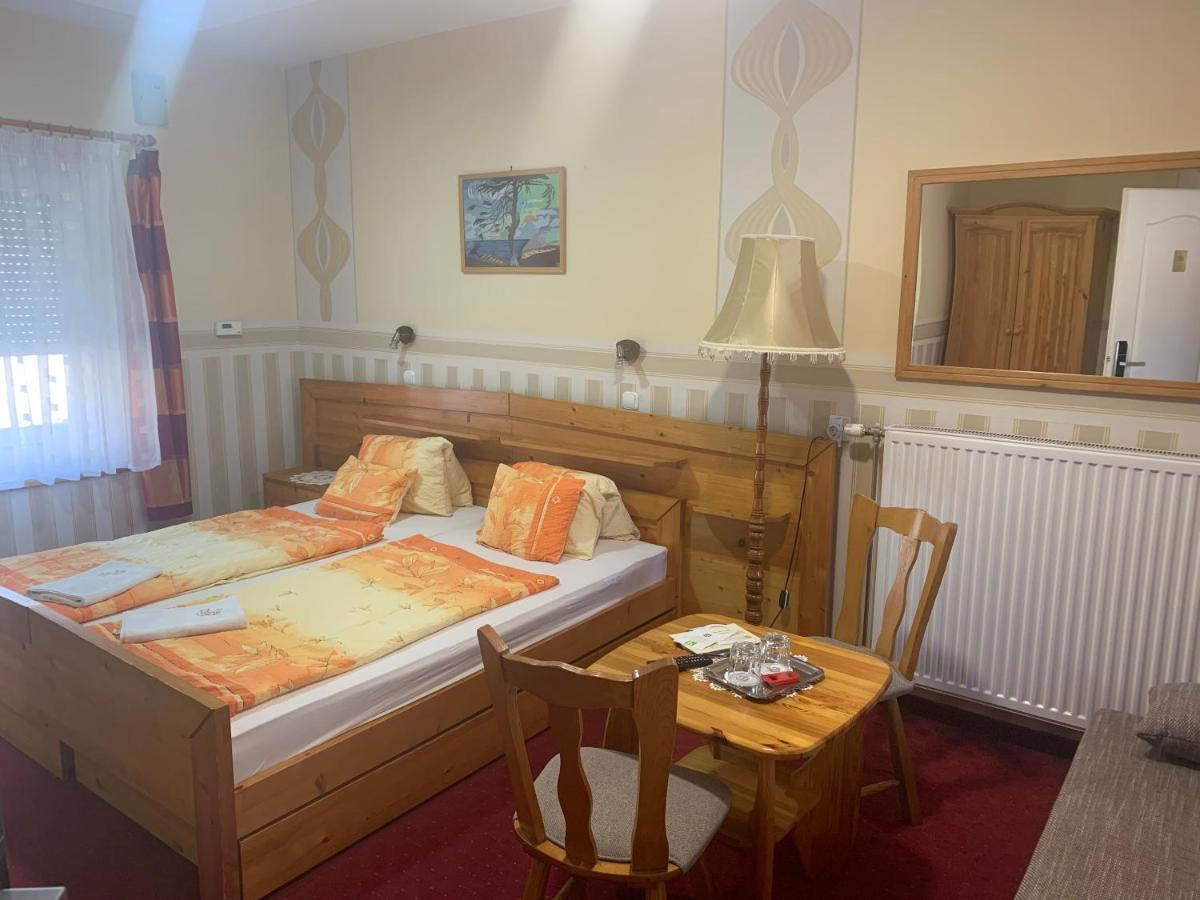 Bed and Breakfast Tinodi Fogado Sárvár Exteriér fotografie