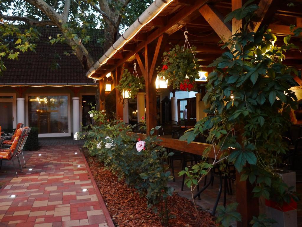 Bed and Breakfast Tinodi Fogado Sárvár Exteriér fotografie