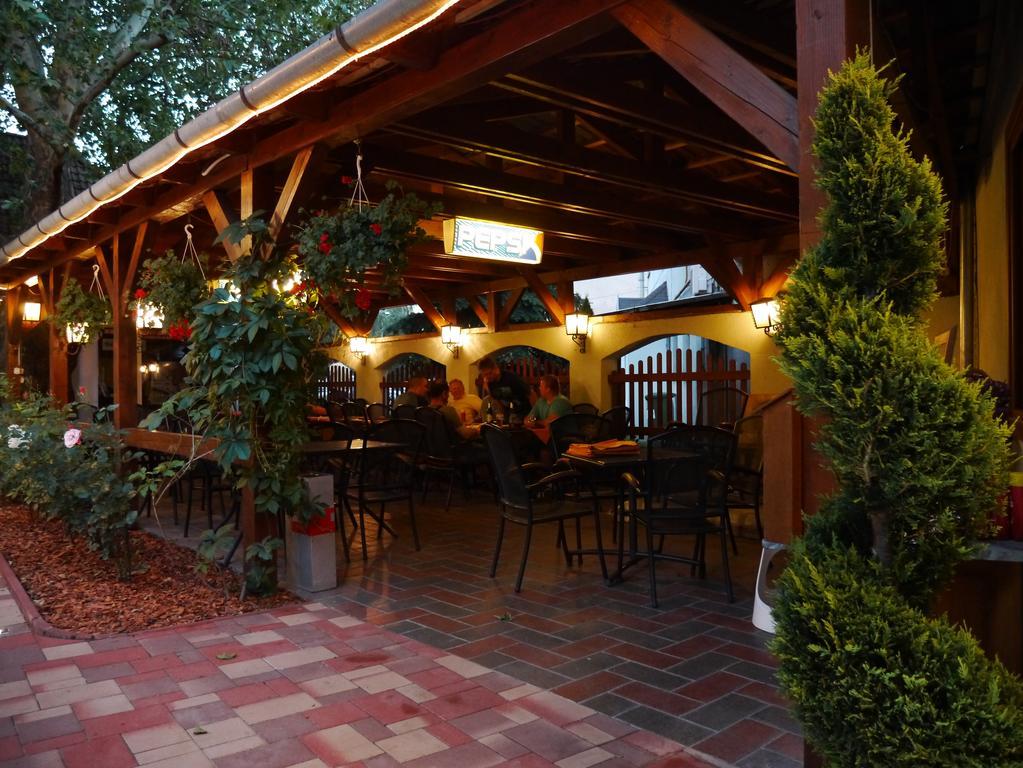 Bed and Breakfast Tinodi Fogado Sárvár Exteriér fotografie