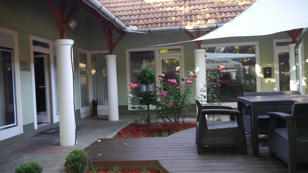 Bed and Breakfast Tinodi Fogado Sárvár Exteriér fotografie